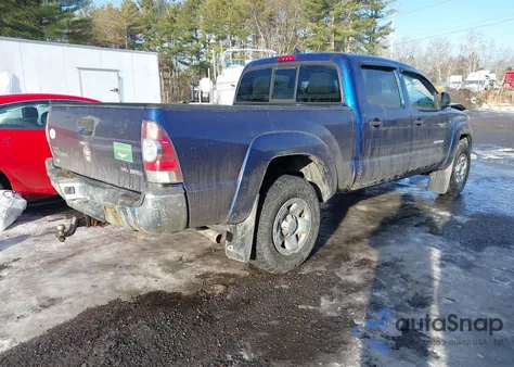 2015 Toyota Tacoma Base V6 из США, поврежденный, VIN 3TMMU4FNXFM079666